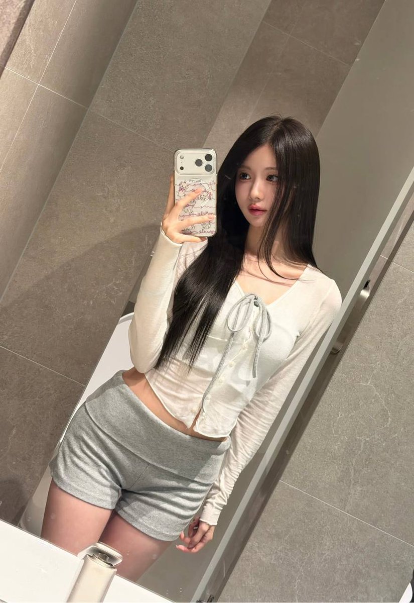 KellyShaffjh7v's tweet photo. 我在闲鱼298一次                                                                  

可以结束再给  结束给                                                                 

谁想要我的闲鱼账号？ https://t.co/gmkYUqLuxu