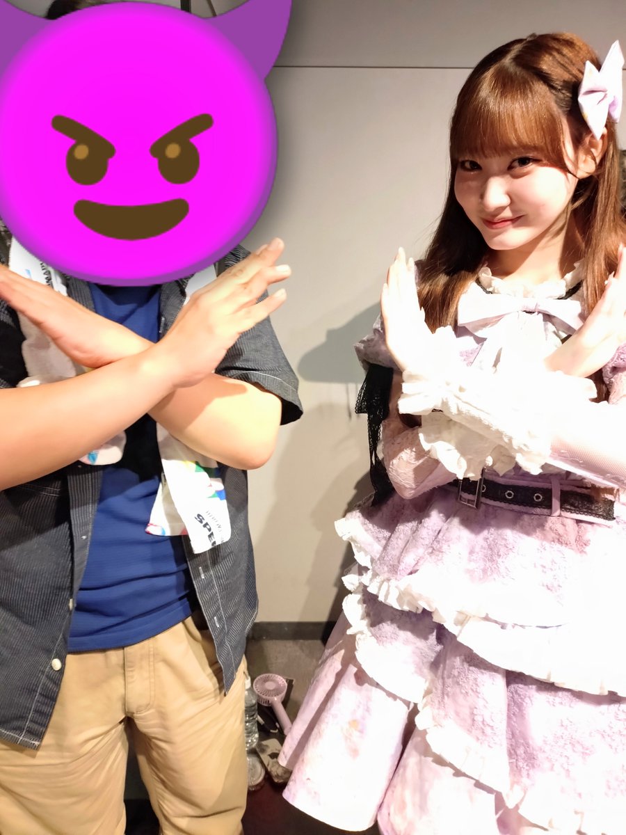 6Moto1976's tweet photo. TOKYO GIRLS GIRLS extra!!
　APEXIA
始めてくる会場だけど綺麗で見やすい✨️
20分枠だけどSEなしで全5曲は大満足🤗
いきなりくるのはチョイあせる😓
スタートから油断できないライブ😓
でもやっぱたのしー🙋

#WASURENA #牧野りりさ #月代モカ #佐々木優佳里 https://t.co/nFURaOSypc