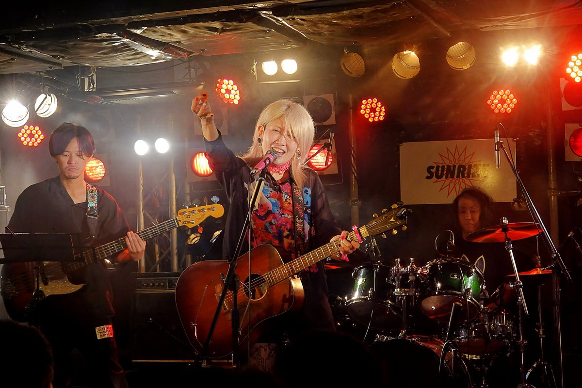 doruge4417's tweet photo. 一昨日(9/25)はココ👀‼️…🏡#両国SUNRIZE にて…🎸MAGENTA RODEO 🎂Birthday ONE-MAN
『ごちゃマジェ✩フェスティボゥ2026』…凄く楽しみにしていたワンマン🎶…やっぱ最高で…大好きな曲🎵「Benigh Smile」(動画)を🎹郁実ちゃんとのコラボで聴けて…流涙ヤバかったナ～😭…世界の🎸マジェンタやっぱ最高のステージ🎶…最高に楽しかった～👀‼️…改めて🎊誕生日おめでとうございます🎶✨😆✨🎶
#MAGENTARODEO 
#マジェンタロデオ 
#両国サンライズ
