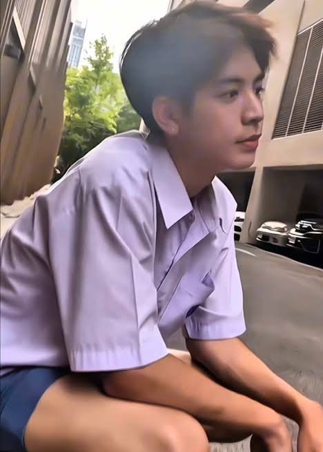 schwn_'s tweet photo. คอนเฟิร์มคับๆๆ หล่อขนาดนี้จริงๆนี่นาา พี่โชนเลยล่ะ ตุวท็อปสาธิตมอบู ✨️🤟🏻
@sea_ta_lay #sea_ta_lay
#WEIRDO101SeriesEP7 https://t.co/CzRu3kdK9Z