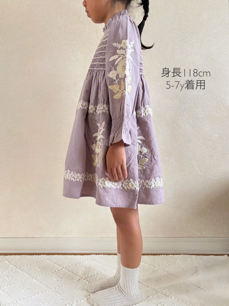 BabyStyleLAB's tweet photo. apolina kids
9/30 16:00 launch💗

着用画像を少しずつアップしていきます🍒

MIA DRESS - DUSKY LAVENDER
少しくすんだラベンダーカラーがとっても可愛い🪻

後ろはジップになっています! https://t.co/ZTjENaogqO