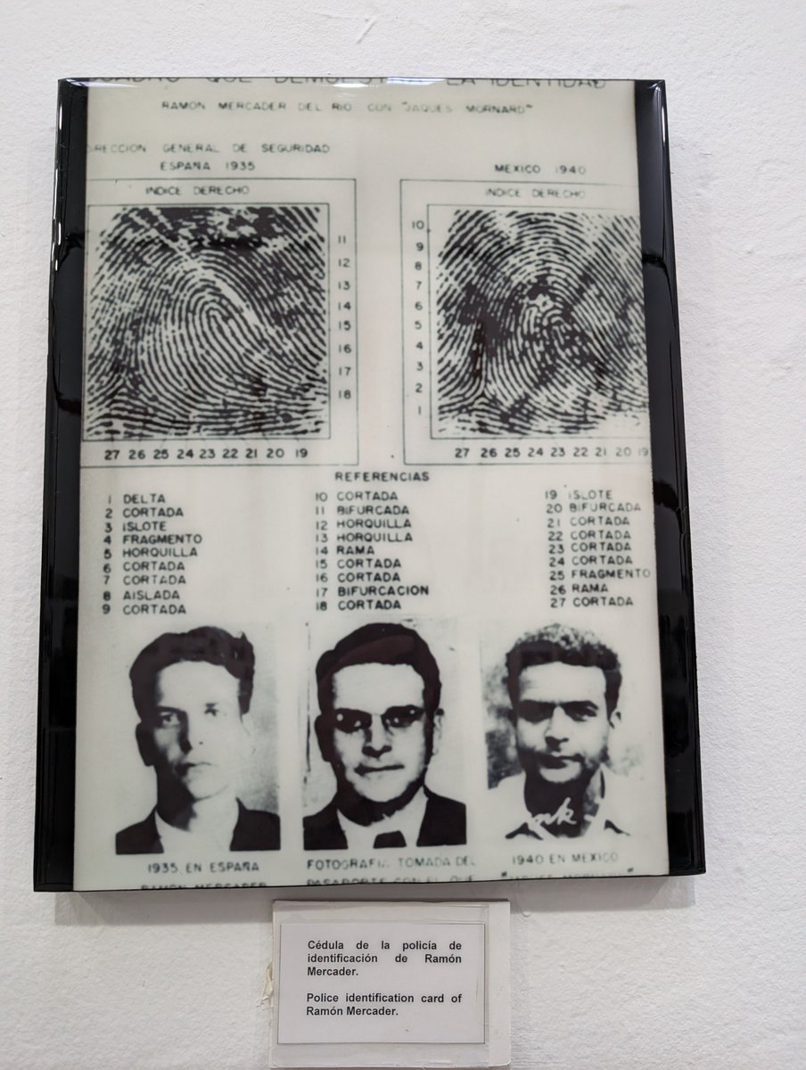 KS1729's tweet photo. @DalrympleWill I visited the house where Trotsky was killed in Mexico City and saw his book collections. 

Some other photos from that ill-fated house turned museum. https://t.co/8Evg2rNtPv