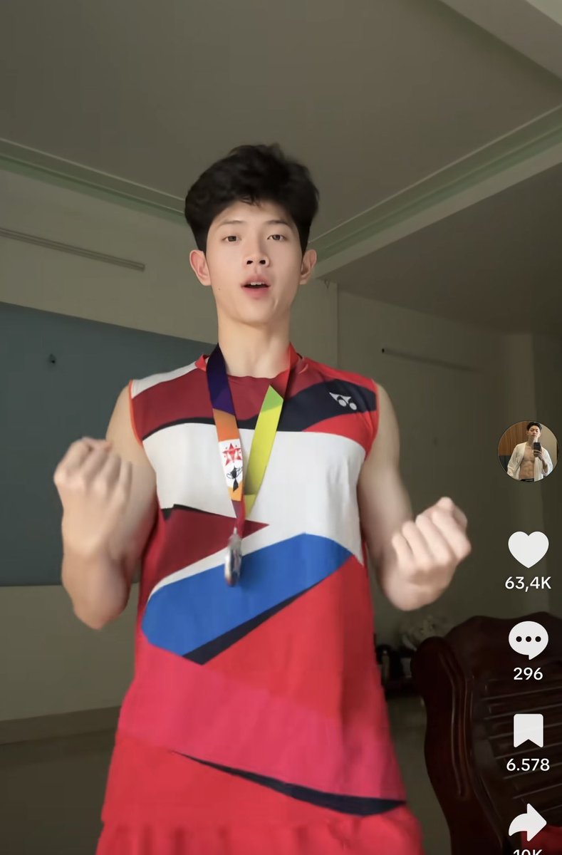 Tomah1y's tweet photo. Tiktoker Quốc Vương lộ clip sục cho gái xem con cu đỏ hồng chà bá luôn 🤭

Vào nhóm Telegram https://t.co/FLAYqnRHoD để xem Clip này nhé, ngoài ra trong nhóm còn có nhiều clip trai đẹp dâm khác 🤫 https://t.co/4hlu4a7DM0
