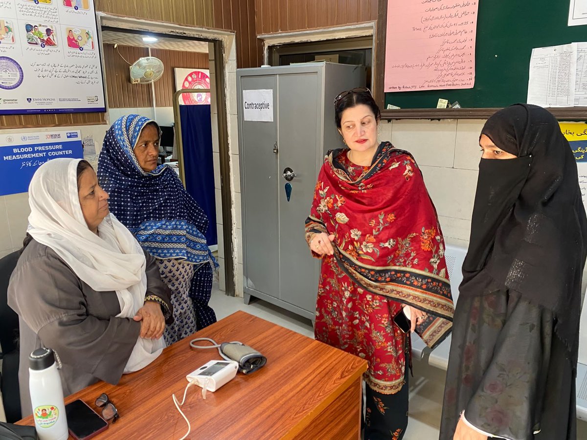 DhoIslamabad's tweet photo. DHO Islamabad visited BHU Jhang Syedan and reviewed primary healthcare services,staff attendance, med availability,cleanliness, records,public health measures,&amp; compliance with relevant SOPs. directed staff to ensure timely,quality healthcare services and improve service delivery https://t.co/K2wAT8MLix