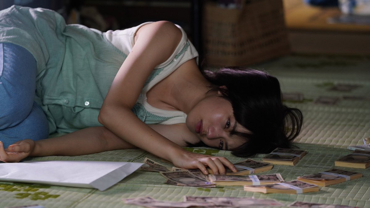 nagatostory's tweet photo. Udah lima kali nonton filmnya, tapi baru di film ini bisa secinta dan sesayang itu sama Nana Komatsu. https://t.co/dymNY9r2F8
