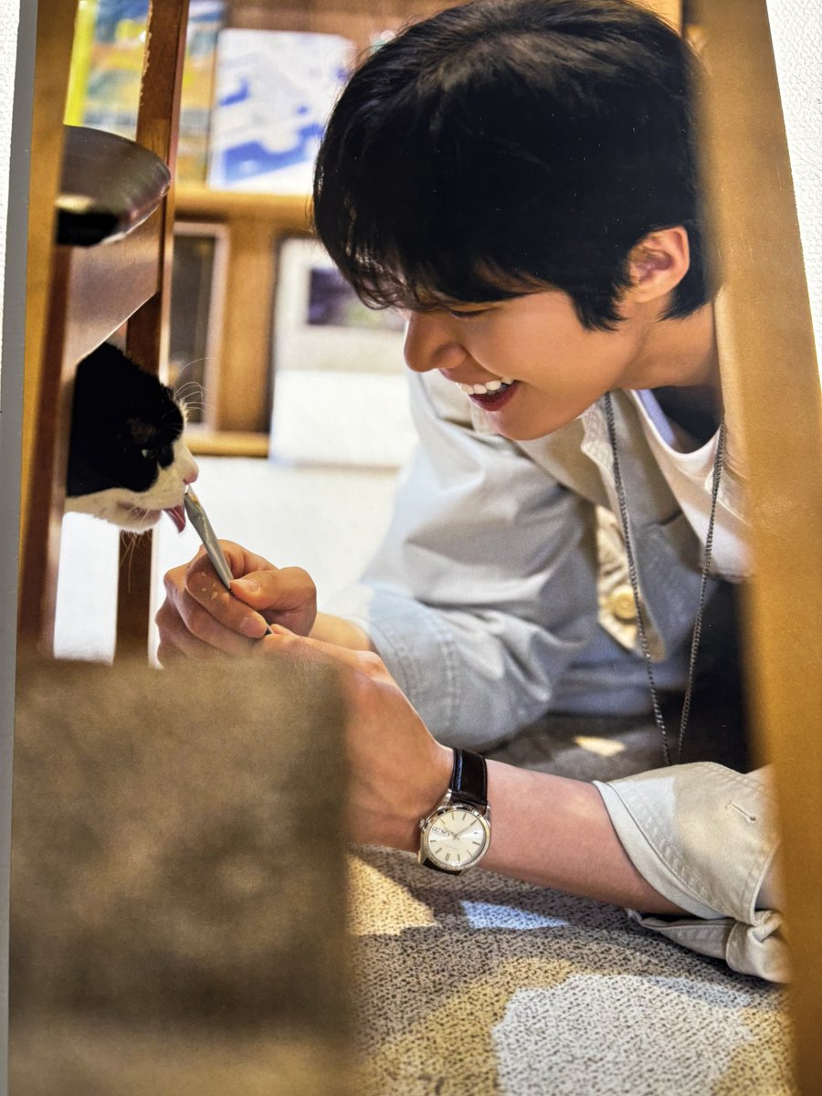 roha_binu's tweet photo. #キムドンヒ
#キムドンヒ写真展
#渋谷PARCO
#galleyX https://t.co/bW96o78ZYW
