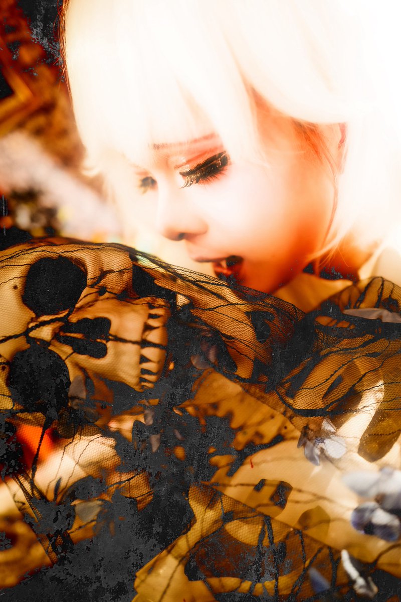 Ziccclove's tweet photo. 私の世界のすべてを占め、永遠の眠りについた人、、
#cosplay #コスプレ #vampirecosplay #vampire #The Art of Photography https://t.co/X4Ly4pbQMC