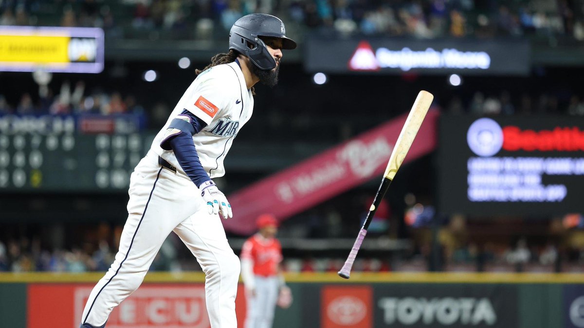 Mhxbeyond's tweet photo. MLB Result: 🏏

Brewers (102-59, MLB's best record) held off Cardinals 3-2, nearing franchise win mark. Astros stayed tied with Rangers in AL West, routing A's 13-2. Rays crushed Phillies 12-1. Elsewhere, Guardians and Rockies also won. Final week, nothing settled. #MHXbeyond #MLB
