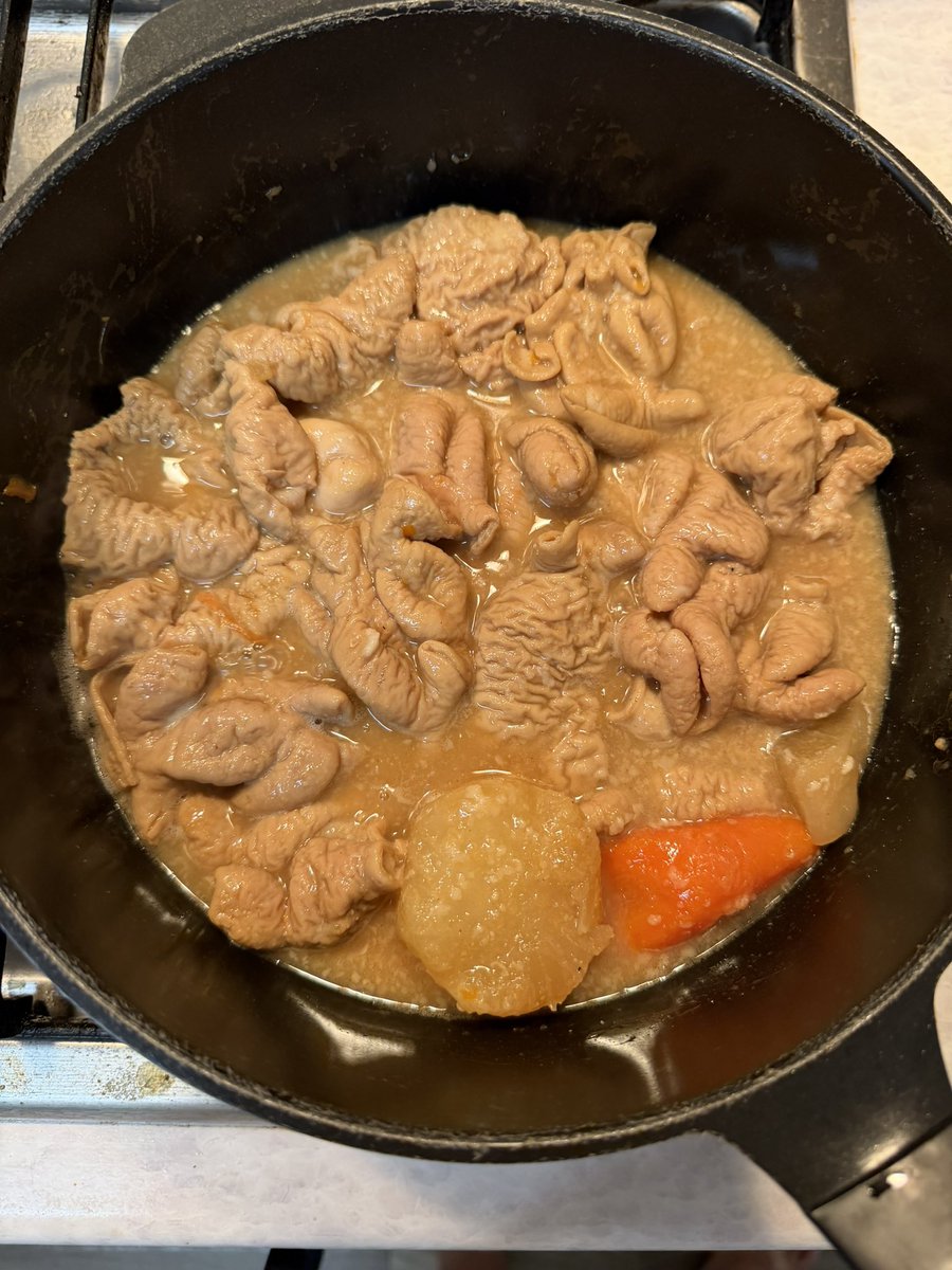 ramenyo2's tweet photo. おじょーとこのもつ煮さっそく食べようと鍋にあけたらもつ割合97%でワロた😂

ごちそうさまです、すげー美味い😋 https://t.co/1BF0Qpycpg