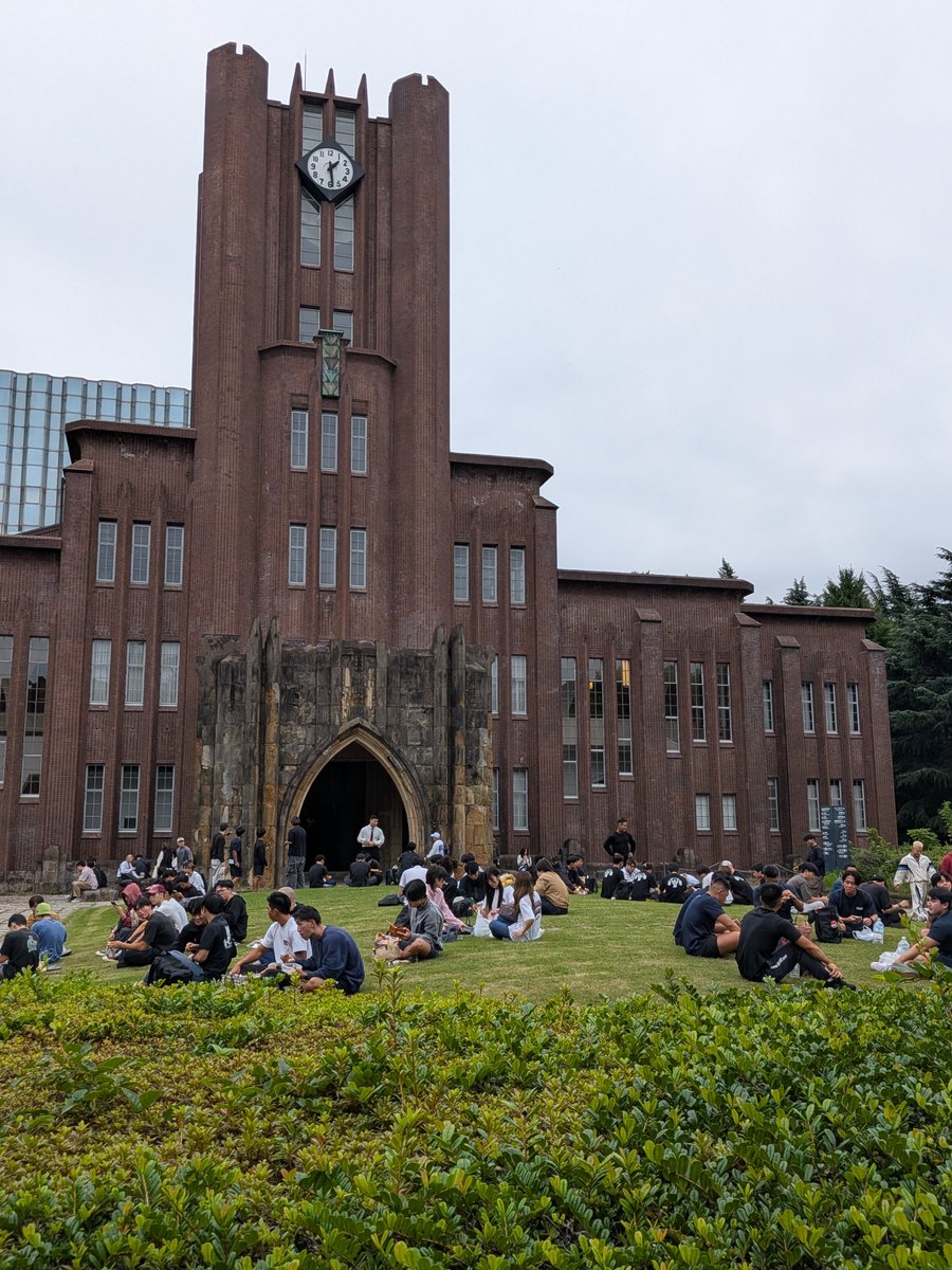 4513278245's tweet photo. 全日本学生の合間の休憩の風景がマジで牧歌的だった https://t.co/wlvDongd03