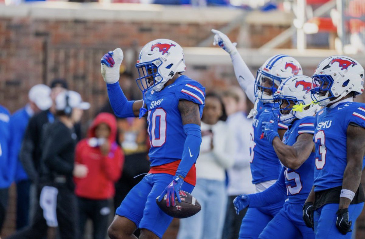 jj2_official's tweet photo. After a great convo with @CoachWarden I’m blessed to receive an offer from @SMUFB @cmsully22 

@adamgorney @GregBiggins @ChadSimmons_ @BrandonHuffman @CraigHaubert @justchilly @RecruitingBasha @BashaAthletics @coachcmcdonald @ckennedy247 https://t.co/rUJnlduBL3