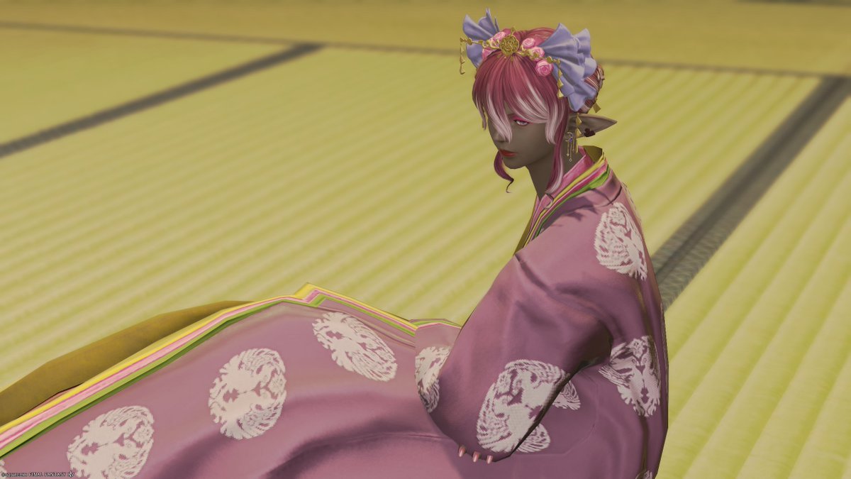 Thaipel_ff14's tweet photo. ちなみに位の高い人との婚姻とのことで薄い紫のお着物です https://t.co/ZWoti6QxUn
