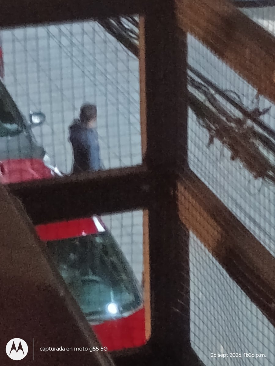 AgoraDigitalMx's tweet photo. #BlindarMH  siguen operando los franeleros (Av Progreso entre Rev y cerrada de Antonio Maceo)
@mauriciotabe @gabysalido @SSC_CDMX https://t.co/0pkw6kHGXT
