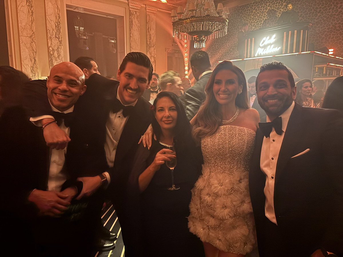 michaeldweiss tweet picture