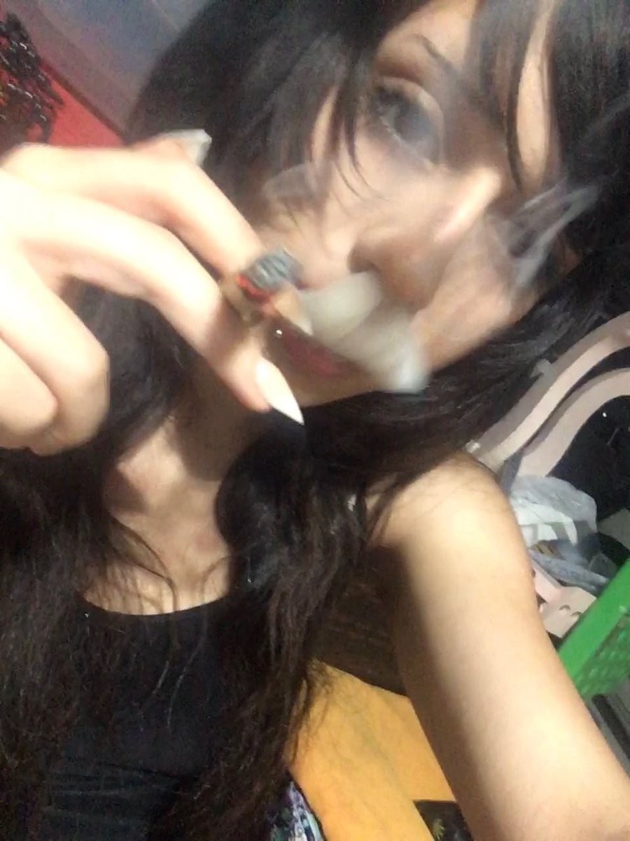 Lricaqueen33's tweet photo. #weedtwt https://t.co/x6ghTZrFtR