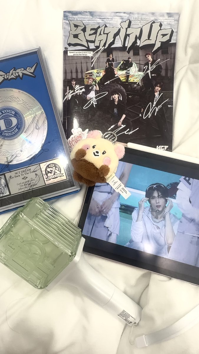 Eternity_777222's tweet photo. ��프인 학생즈니랑 인친하구 친해져요!!
지성제노해찬 아랑해요 드프칠프에요
오프뛰는거 조아해요!!
정말 빠르게 친해질 자신잇어요
이쁜 시즈니 운냐들 저랑 친해져주세요♡

♡-f
rt-f&amp;dm

#시즈니트친소 #시즈니 #트친소 https://t.co/uZhlNKGaae
