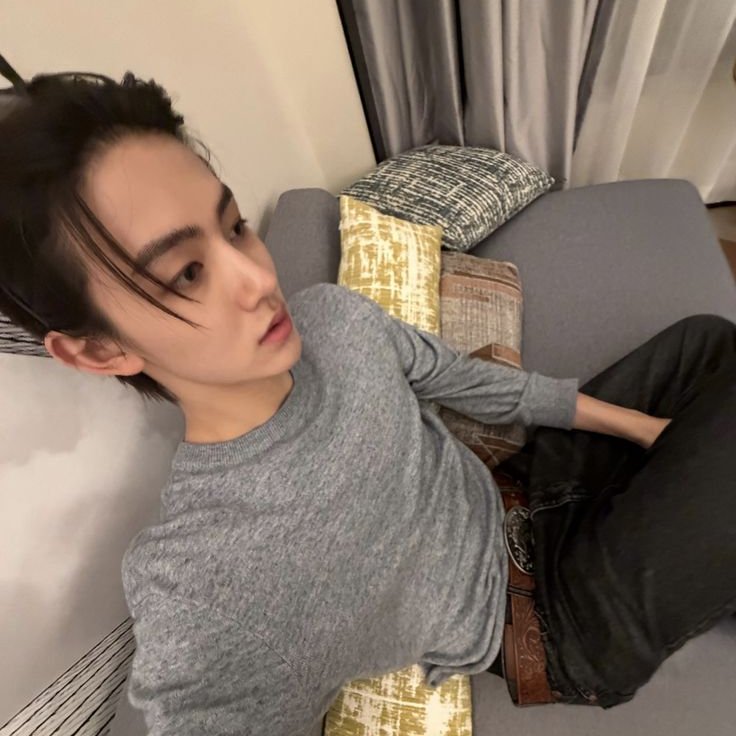 rinsfit's tweet photo. hi #moothunt ! 𓇼         

⌗ ‘09, filo, she/her    
⌗ ults are cortis, svt, nct dream, aespa    
⌗ not new to #stantwt / #kpoptwt   
⌗ any fandoms are welcome        

♡ and ↻ are appreciated ! ꣑ৎ https://t.co/waWDJOva24