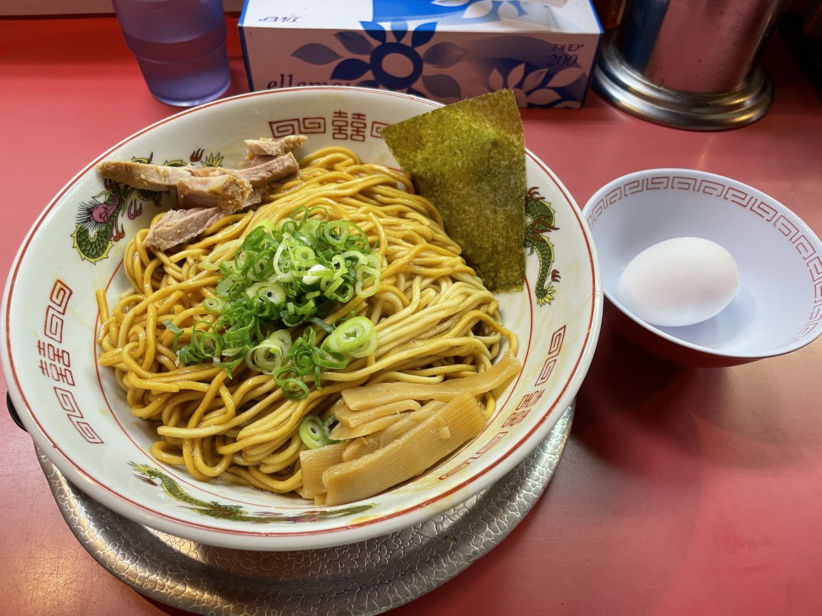 hoshiimo2001's tweet photo. 地元の油そば屋さんが月末閉店ということで急遽岡山から駆け付け
大変うままいおきでした！ https://t.co/8j15HNis4X