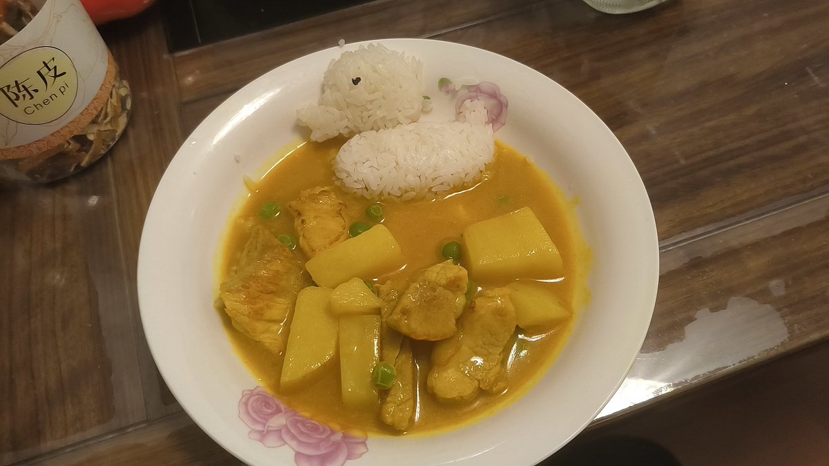 Kraehe_YukI's tweet photo. 对象做的丑丑呱哩饭……🥺 https://t.co/SOiifFTwXJ