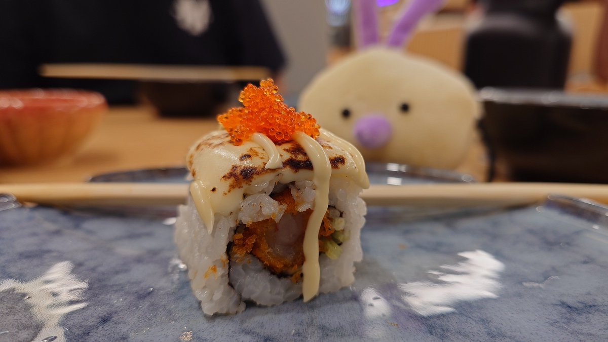 AO_DDLChain's tweet photo. May I present you...
Outclaw having dinner.
#outclaws https://t.co/Z0T0zGNExh