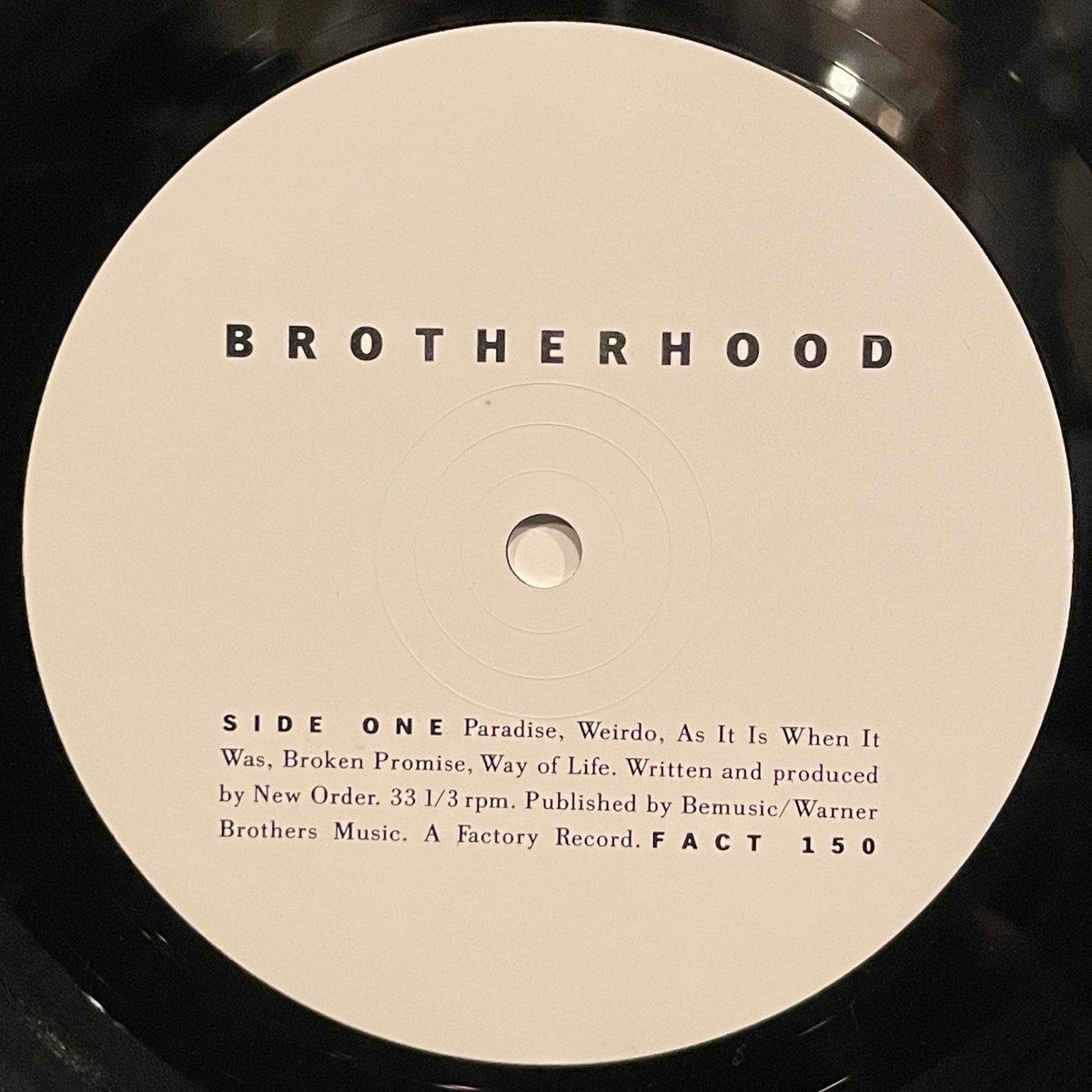 MILEHIGHCLUB202's tweet photo. ほなLPいこか
NEW ORDER / BROTHERHOOD [’86 Factory --- FACT 150]
#neworder #brotherhood #PeterSavilleAssociates #BernardSumner #PeterHook #StephenMorris #GillianGilbert #listeningbar #vinylbar #musicbar #レコードバー #ミュージックバー #mhc27092026
https://t.co/8nDKi0HVZs https://t.co/uaI94pYhLq