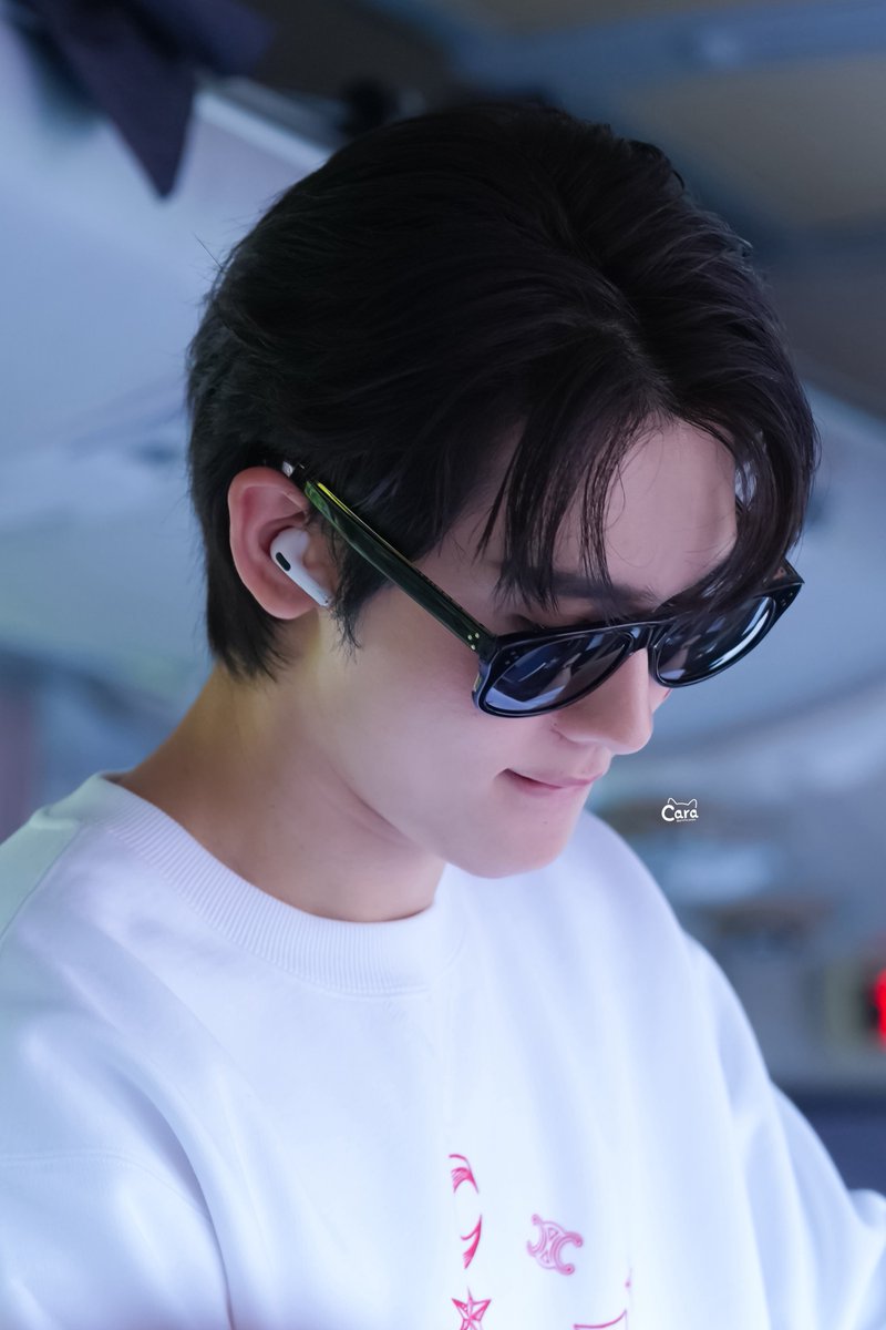 LoveTomato23's tweet photo. หล่อไม่พัก น่ารักไม่หยุด เลยนะกษิ 

FORCEBOOK X BONCHON TRIP D2
#BonchonStaycationxFB https://t.co/qGSnf8ein2