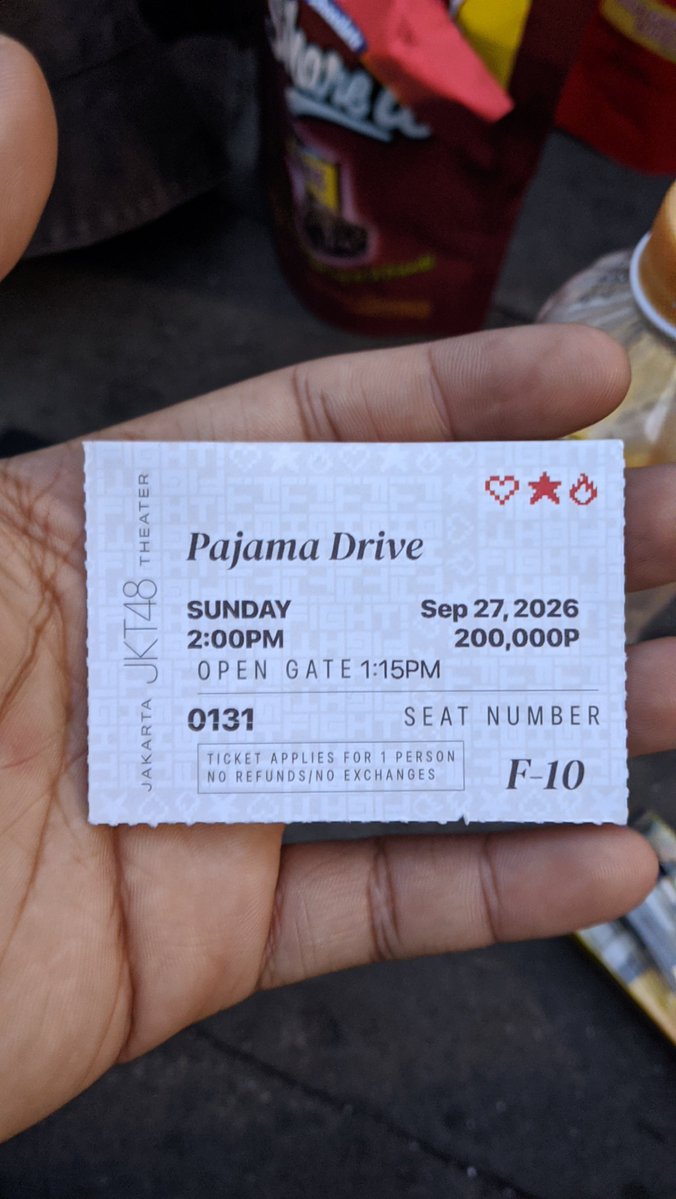 masitangggg's tweet photo. tft! Terima kasih untuk pajama drivenya hari ini @JazLune https://t.co/q324jkwMZN