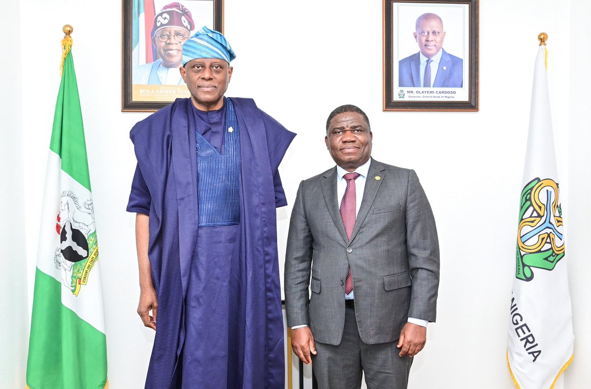 cenbank's tweet photo. ECOWAS Commission Team visits CBN

On Friday, September 25, 2026, the Governor of the Central Bank of Nigeria, Mr. Olayemi Cardoso welcomed a delegation from the Economic Community of West African States (ECOWAS) to its headquarters. Leading the visit was Dr. Sylla Kalilou, ECOWAS Commissioner for Internal Affairs, accompanied by Mr. Dephue Yenpea Zuo, the Commission’s Commissioner for Economic Affairs and Agriculture.

#CBN
#ECOWAS