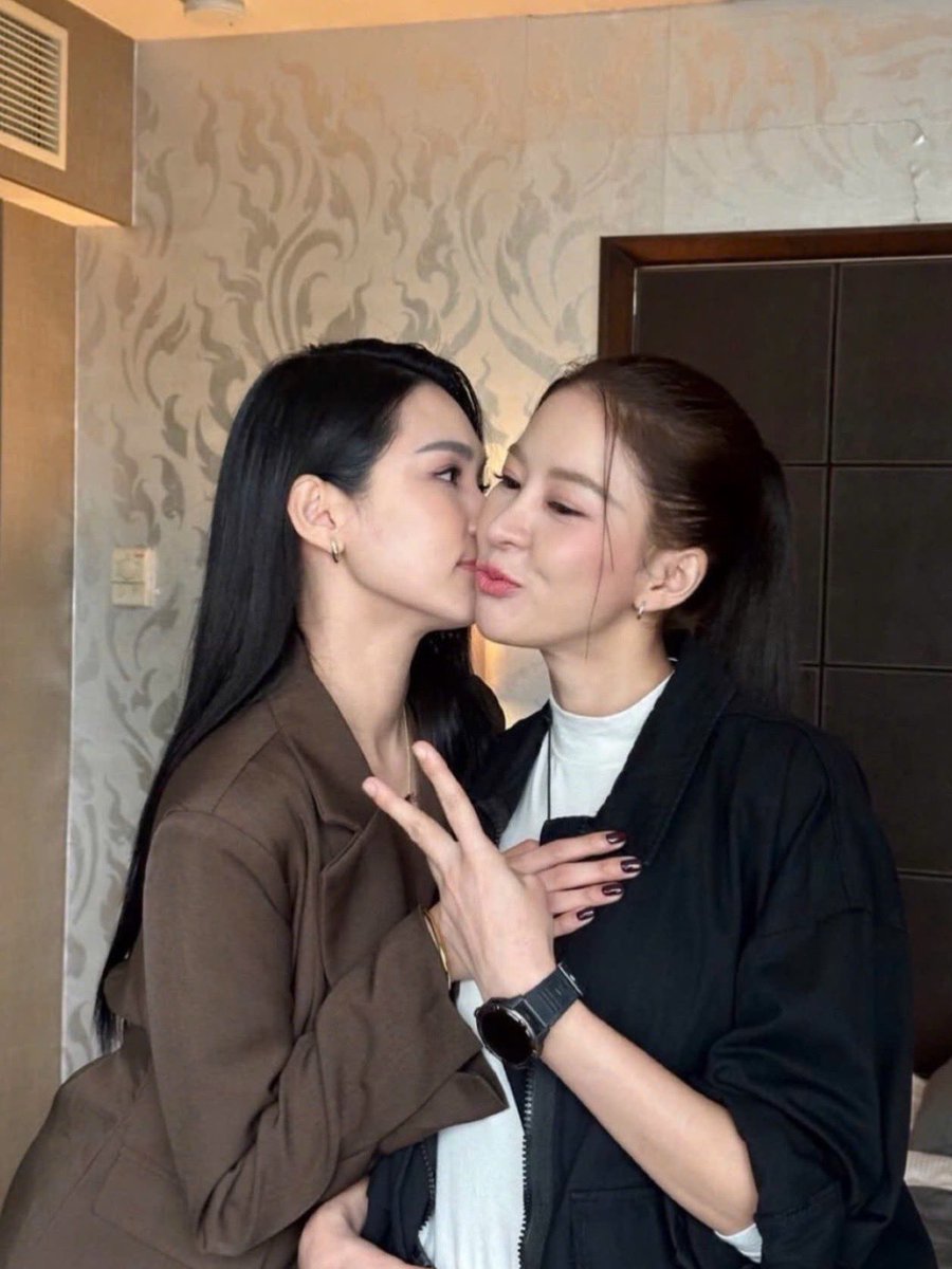 kornnaphatkw's tweet photo. เค้ารู้กันนานแล้วค่ะแม่ 🌝

PUINOONBINT X FEED KHAOSOD
#FeedxKhaosod2026xPNB https://t.co/7v8pPCQA3X