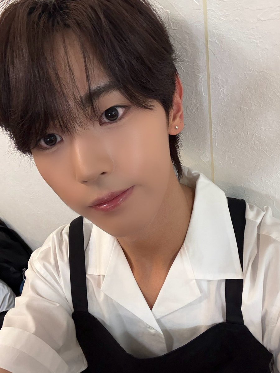 OFFICIAL__KAJA's tweet photo. [📸] 260927

『BOYS FILE × KAJA コラボイベント』

#ISAAC🐰🩷

#KAJA #カジャ #카자 
#アイザック #아이작 https://t.co/18HJz0AAlq