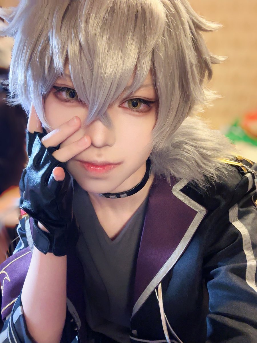 katukatu_katuya's tweet photo. cos / enst 大神晃牙
ユニ衣装カッコイイ…🦇🦇 https://t.co/gKy8TB0WJr