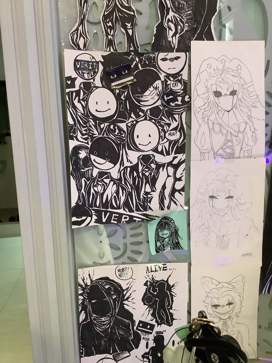 Dmflzj's tweet photo. I drew some traditional standees for my room decor! 🎨Doing this helps me relax after school. Hope you guys like my little artwork! 

@ImJustWhispy @ThatMob https://t.co/VCEQPr6ylT