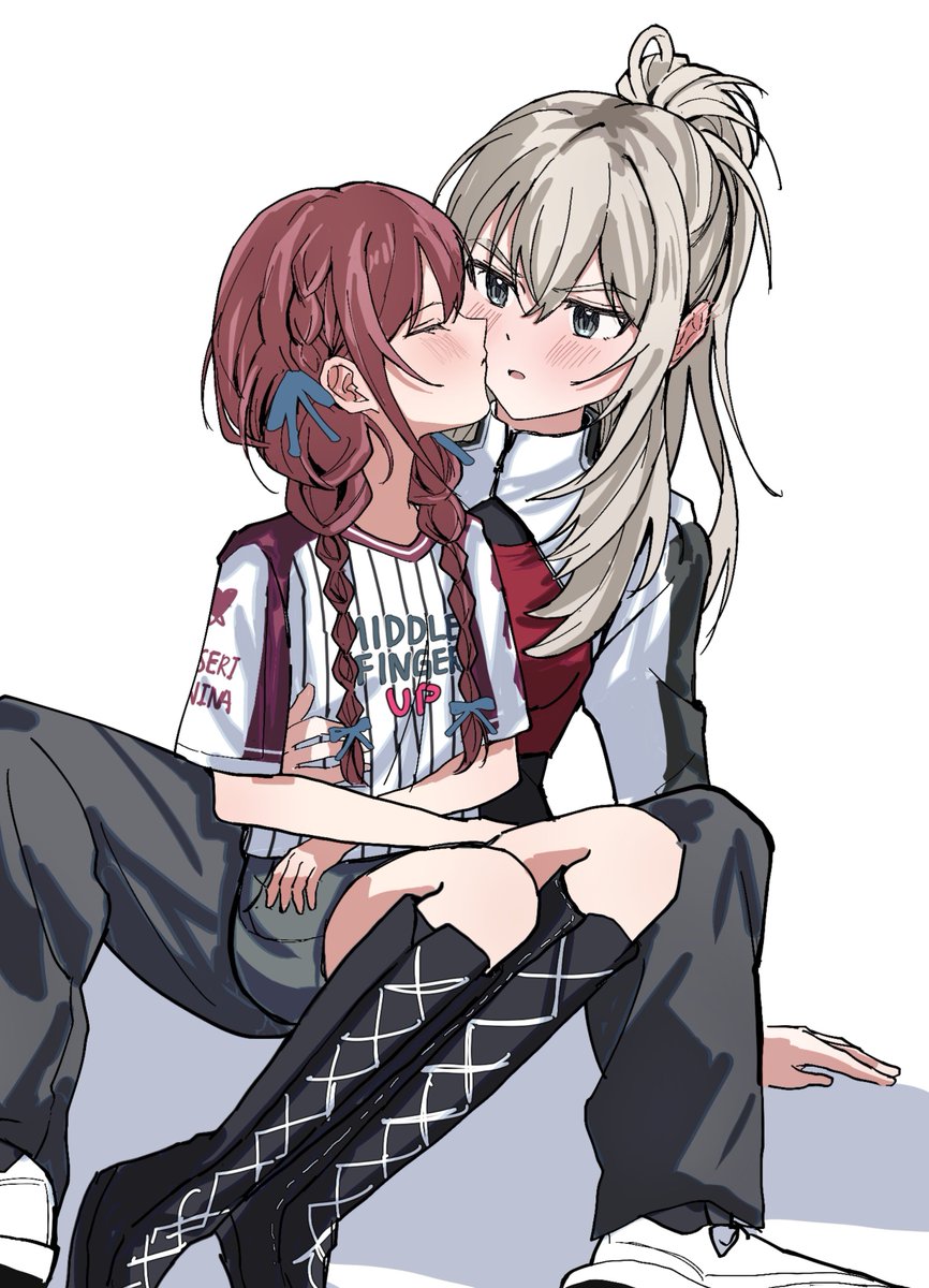 nnmmnnmm1100's tweet photo. #ガルクラ
그나마 최근에 채색까지(할려고노력)한거

니나모모니나 https://t.co/elCG5cyaC8
