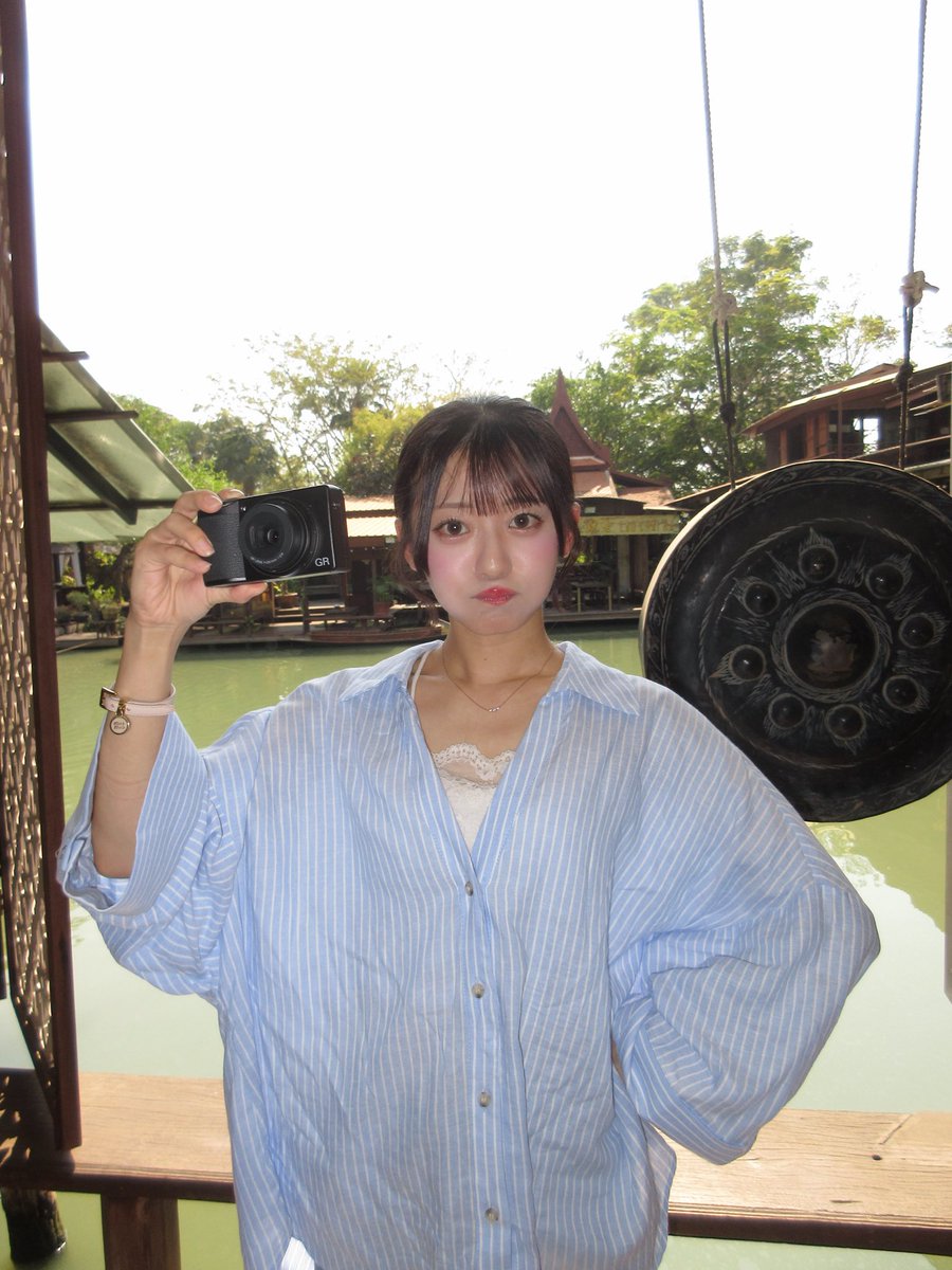 onishi_aoi's tweet photo. みっちゃんお誕生日おめでとう🎂🩵🌟💖
いつも優しすぎるくらい優しいみちゃむ、、😭❣️そして超絶頑張り屋さんなのにそれを見せないところも本当にかっこいいんだ、、だいすきだよん😭❣️みちゃんが笑ってくれるとみんなが笑顔になる😻22にゃんにゃんみちゃん😻😻
いつか一緒にピラミッド見に行こうね△ https://t.co/Fm8oOtv0aa