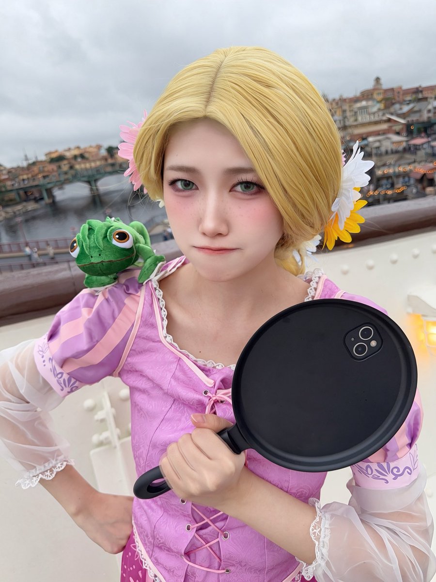 momo10_dip's tweet photo. 𝐑𝐚𝐩𝐮𝐧𝐳𝐞𝐥☀️🎨

とってもかわいくて優しいアリエルと一緒に憧れた外の世界へ行ってました〜〜

 #Dハロ仮装2026 
📸→@po_po_xxx_8 🧜🏻‍♀️🫧 https://t.co/qCZGFPBXwK