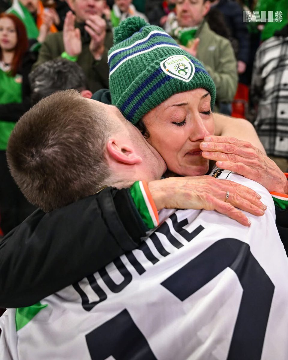 IFBMedia's tweet photo. Jimmy Dunne💚

Before you pile on Jimmy Dunne today, know who you're talking about.

Back in 2019, as a 21-year-old U21 international, the Dundalk native was linked with an approach from Northern Ireland. He shut it down straight away. He wanted to play for the Republic, and he waited years for his chance.

He earned it the hard way. Loans at Barrow, Accrington, Hearts, Sunderland and Fleetwood before making his name at QPR. In 2024-25 he swept the club's awards: Supporters' Player of the Year, Players' Player of the Year AND the Junior Hoops Player of the Year, voted for by the club's young fans.

Off the pitch, when 14-year-old Daniel Greer from Newry, a close family friend, was diagnosed with leukaemia and needed a bone marrow donor, Jimmy got DKMS to send testing kits to QPR, rallied his teammates and got the club to host a swab drive at Loftus Road. A donor was found weeks later🙏

And if you want to know what the green jersey means to him, look at him wrapped in his mam Sharon's arms after that heartbreaking night in Prague💔

Today he's been listed as Ireland's third-choice goalkeeper. Not because he asked to be. UEFA rules say every matchday squad needs three registered keepers, and he was the one asked to fill the spot.

He didn't make a fuss. He just did what the team needed.

The abuse he's getting for that is a disgrace. Whatever your view on this game, it shouldn't land on a player who has only ever given everything for this country.

The ultimate professional💚