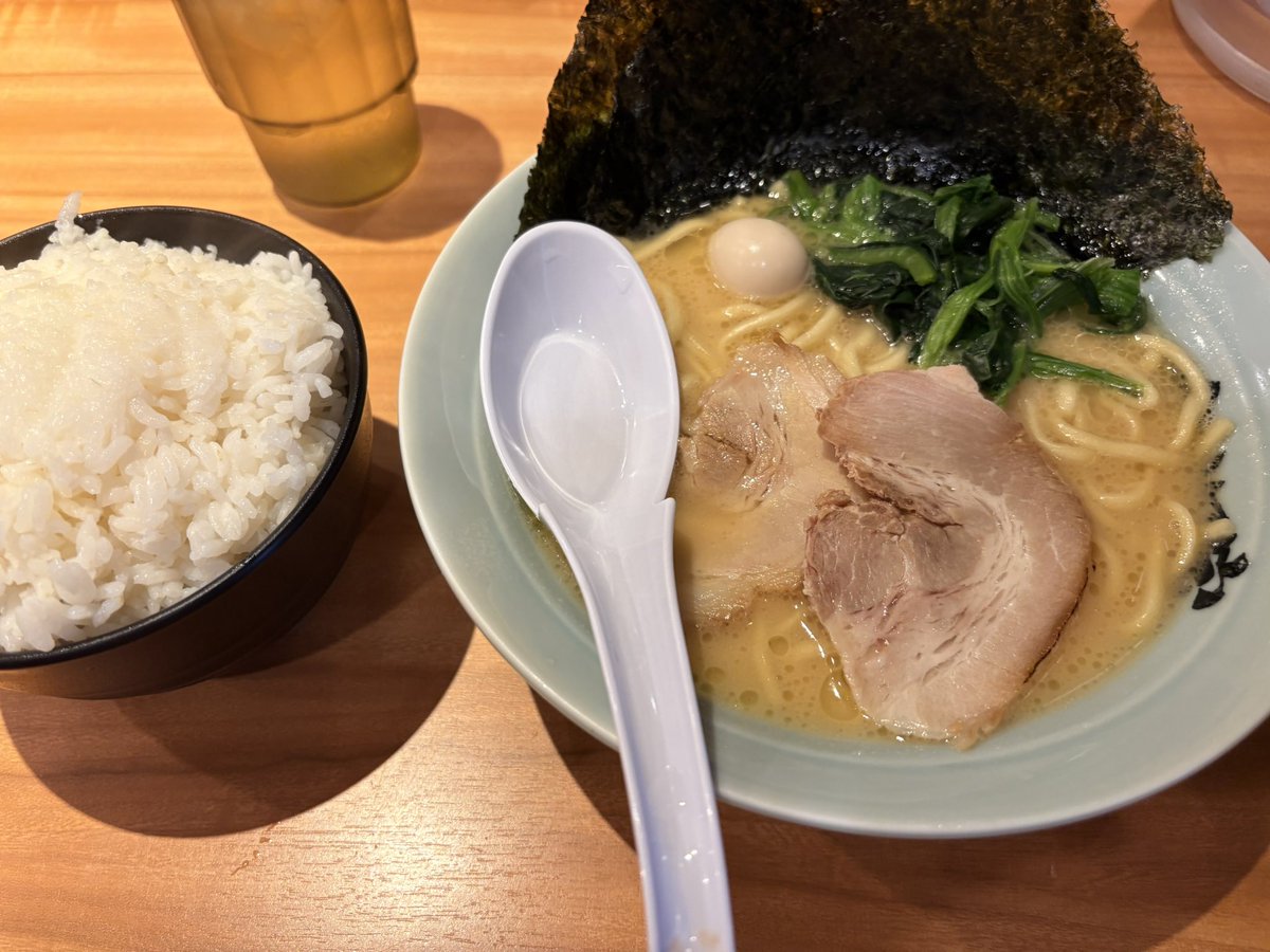 chocho_pom's tweet photo. バイト終わり！
優勝の魂心家 https://t.co/co9sJRwxUL