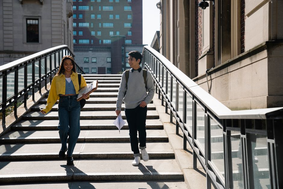 minee5999's tweet photo. ⚡ JUST IN: Picking a major by passion alone is a data-backed trap.

Most grads regret it within 5 years. Career outcomes track skills, not majors.

Choose the skill stack first, then the degree. https://t.co/4CKN3dHlvI