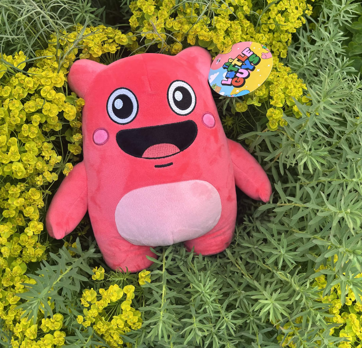 kobraboy_eth's tweet photo. Did you know @LittleGuysWorld have a mint for 10$ and you actually get a physical plushie with it ? 

If you have kids or even a girlfriend who like plushies i highly recommend you to mint at least one ! 

really cute IP use !

MINT 0.0034 ETH : https://t.co/5mIq34y8wN https://t.co/ss84RcMTsV