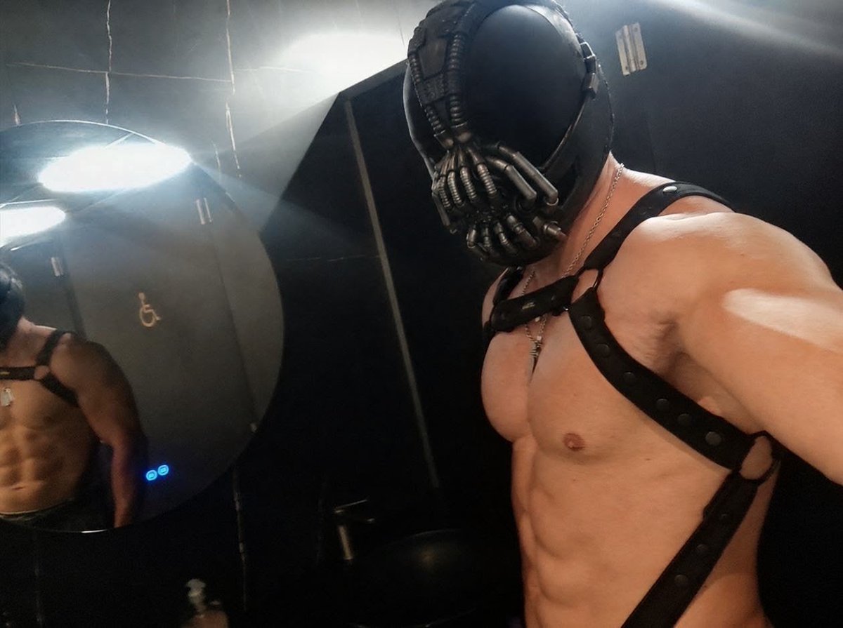 French_Goliath's tweet photo. Behind the mask, intentions are crystal clear...
What an extremely hot night🔥
Too bad for those who missed it 😈 https://t.co/rwgBUuZJo0