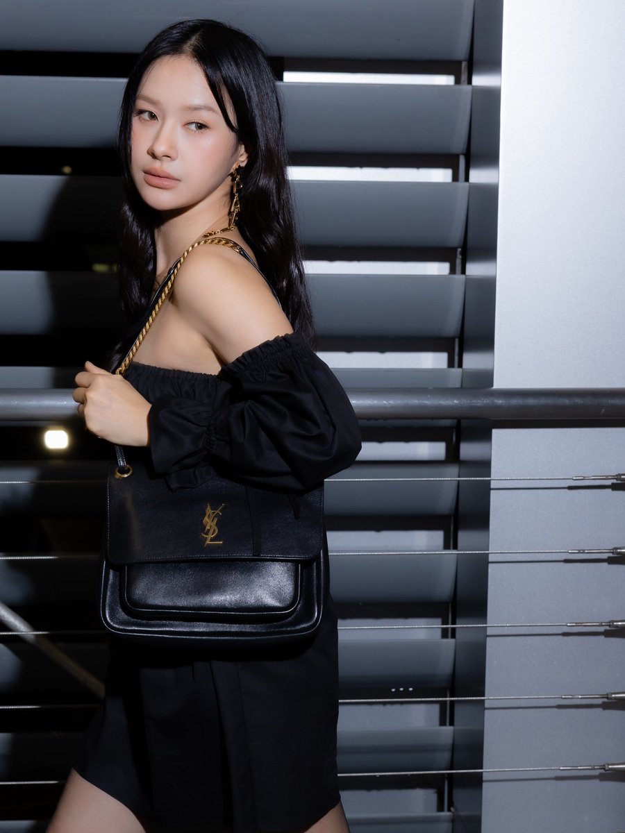 GMMTV's tweet photo. "มิ้ลค์ พรรษา"  Saint Laurent Brand Ambassador พร้อมออกเดินทางเพื่อเข้าร่วมชม Saint Laurent Women's Summer 2027 ณ กรุงปารีส ประเทศฝรั่งเศส ที่จะจัดขึ้นในวันที่ 29 กันยายนนี้ เวลา 21:00 น. ตามเวลาปารีส โดยจะตรงกับวันที่ 30 กันยายน เวลา 2:00 น. ของประเทศไทย

แฟนๆ รอติดตามภาพบรรยากาศจากงานของ ‘มิ้ลค์’ กันได้เลยค่ะ

#YSLxMilkPansa
#MilkPansa
#YSL 
#YvesSaintLaurent 
#SaintLaurent
#GMMTV