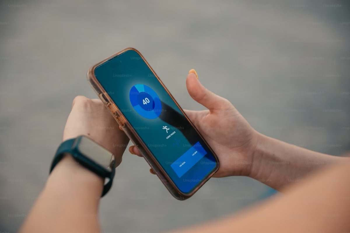 TheBrief_FR's tweet photo. ⚖️🍎 APPLE HIT WITH $5.7B PATENT VERDICT

Un jury condamne Apple à 5,7 milliards pour ses retours haptiques.
La décision vise l'iPhone et l'Apple Watch, et pourrait peser sur la roadmap.

Verdict juste ou exagéré selon vous ? https://t.co/xvCHQ0RVCA