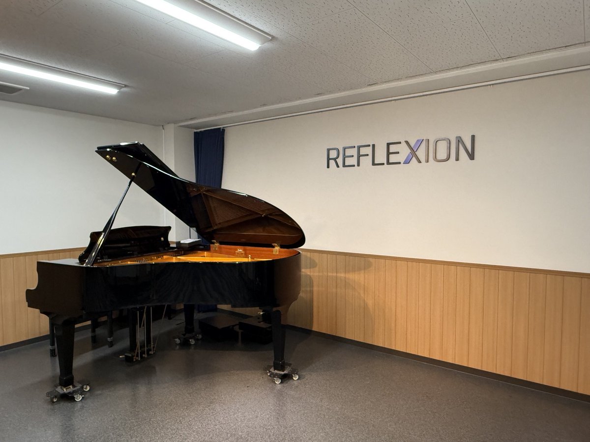 StudioReflexion's tweet photo. 江坂の音楽スタジオ「REFLEXION」にホール（収容人数40名）が完成！
10月7日利用受付開始。音響にこだわったアコースティック専用のホール。ぜひ一度お試しください。 https://t.co/E9WEiA8CM5