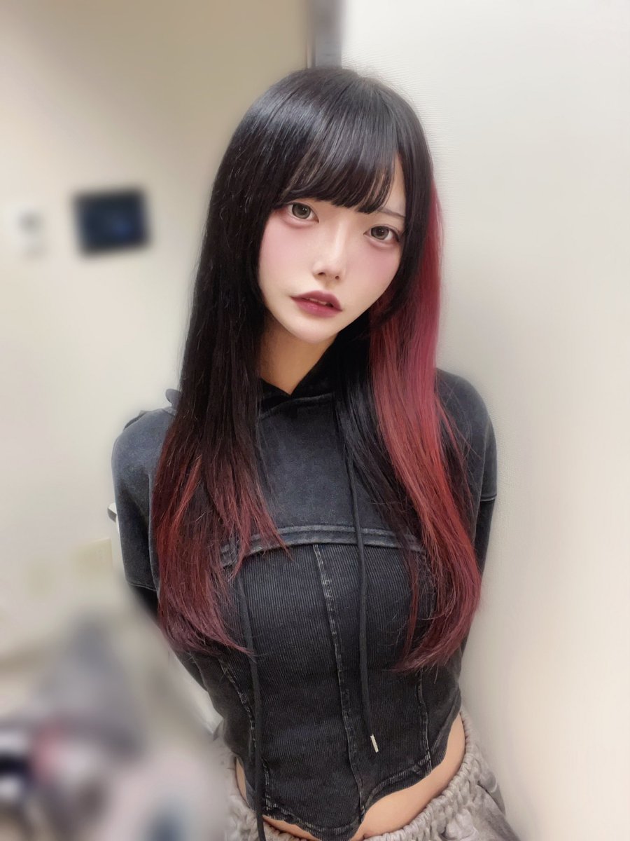 xinxin_mayoi's tweet photo. 好きなのは私だけ、？ https://t.co/GLmDrUC3Zc