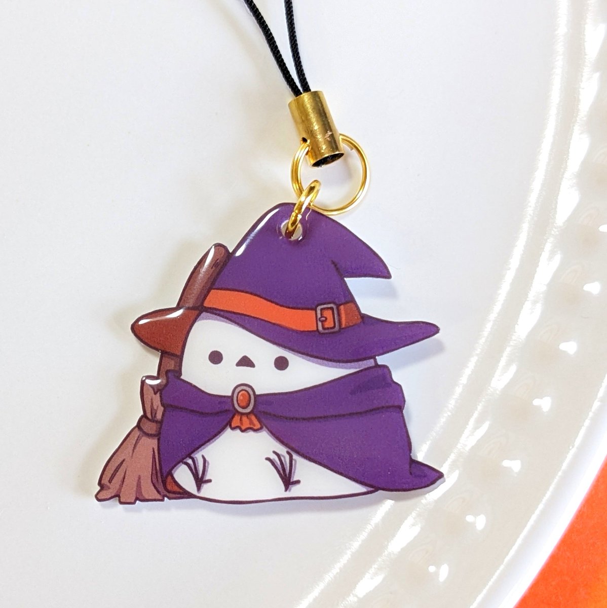 nyanya_hm's tweet photo. ハロウィンなシマエナガ🎃🍭 https://t.co/F9TVPlynIT