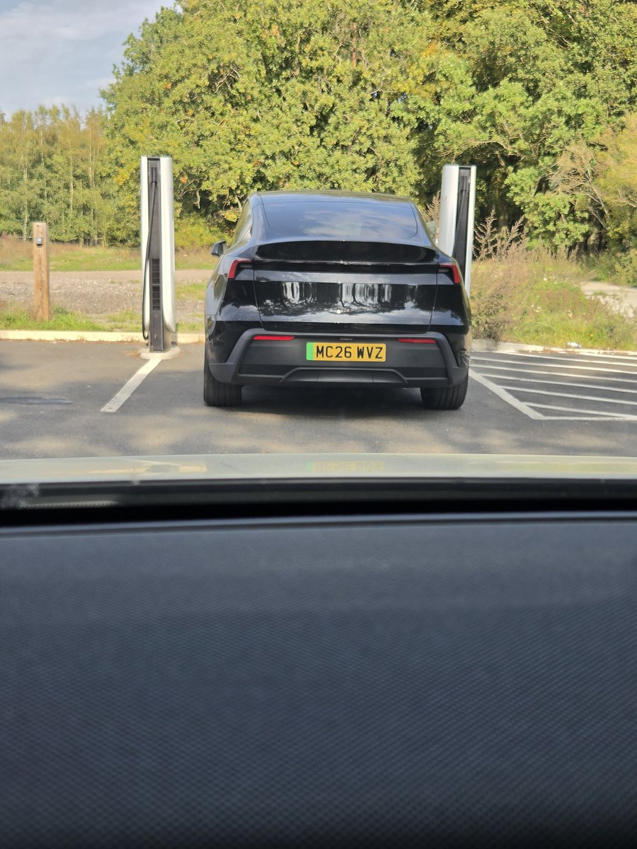 gar1's tweet photo. Wanker at Thetford https://t.co/lTOjhWCntj