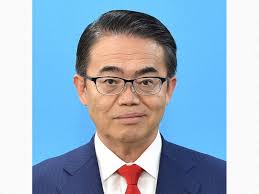 AsukarenDenchan's tweet photo. ＃日章旗
事情はどうあれ
日本人の所作ではないと思ったら…
＃帰化情報　國民新聞(廃刊済) https://t.co/cxoHnuP9Cg