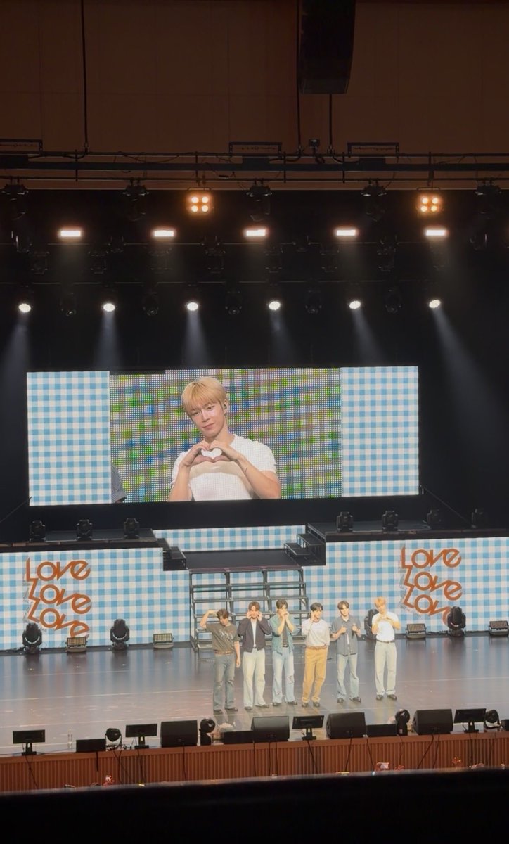 js95622's tweet photo. 🤍 https://t.co/YaCBrmrZf8