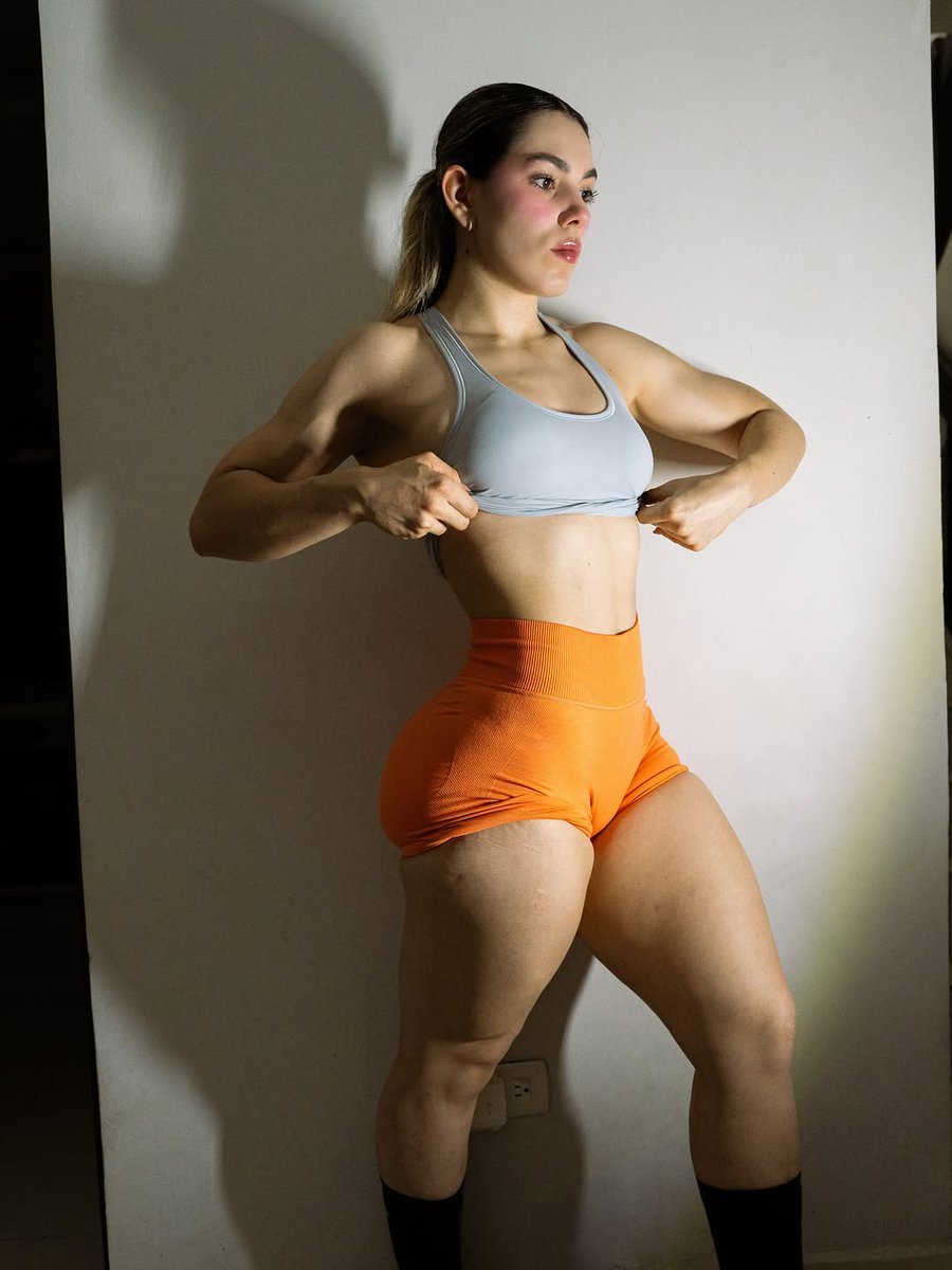 monserratfier's tweet photo. Se viene el SALE de  este 18 de junio a las 10 am hora CDMX, 4pm BST / 11am EDT hora cdmx  y habrán hasta descuento del 50% en colecciones increiblessss como: form, interval seamless, adapt animal y everyday seamless💋 +10% off con mi code
“MONSE10” e... https://t.co/9iDuH4nPmS
