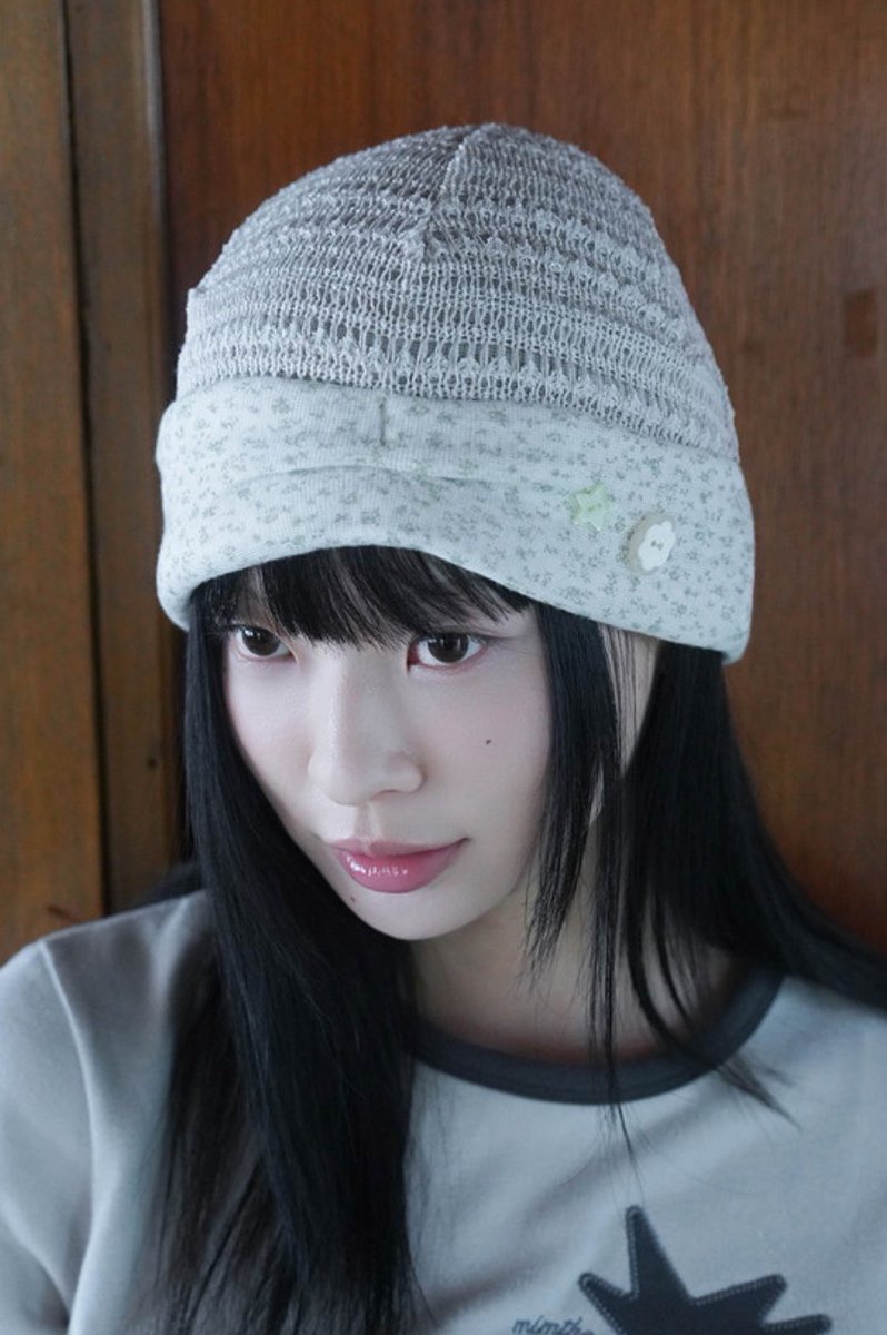 blurnuevo's tweet photo. 올겨울은 ㅈㄴ귀여운비니를 ㅈㄴ많이 살거임 https://t.co/IAMulr9gz1